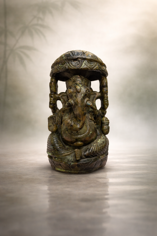 Gemstone Lord Ganesha unpainted (Copy)